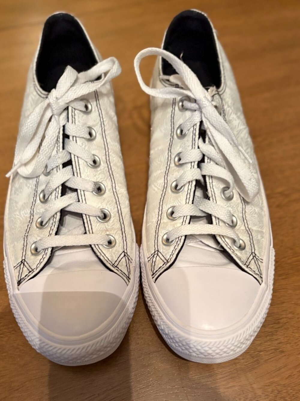 EUC Women's Bridal Custom Made Floral Satin Lace Up White Sneakers. Sz 9.5